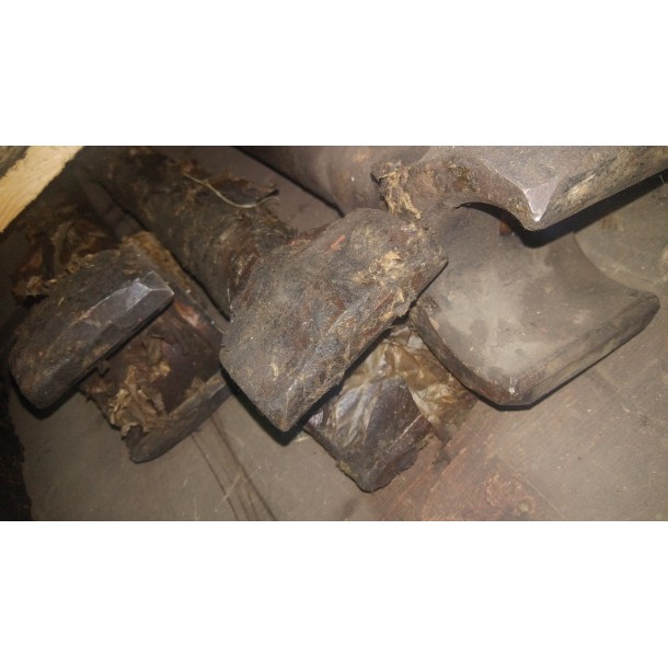 Полуось УРАЛ внутр прав дл 375-2303068 L=870